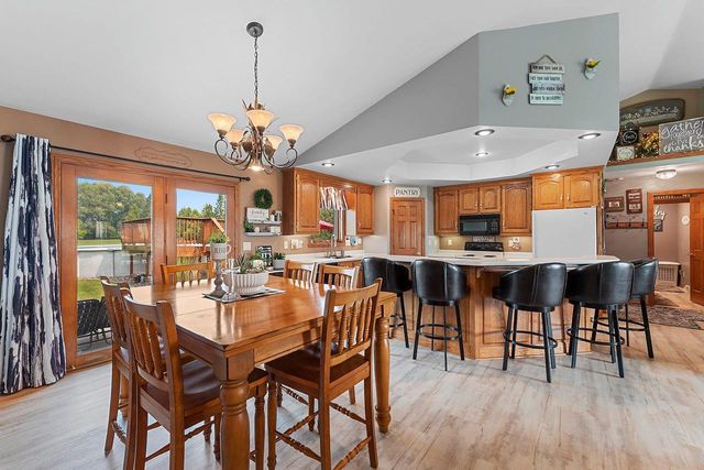 2514 SERENE COURT, De Pere, WI 54115