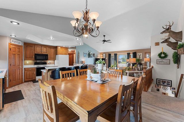 2514 SERENE COURT, De Pere, WI 54115