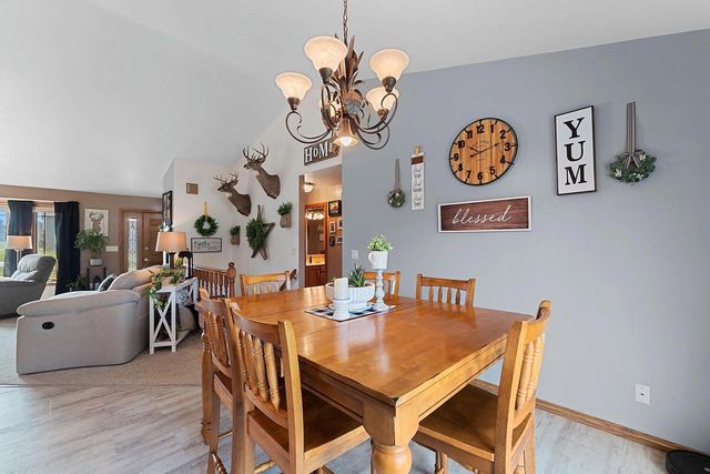 2514 SERENE COURT, De Pere, WI 54115