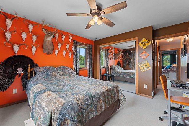 2514 SERENE COURT, De Pere, WI 54115
