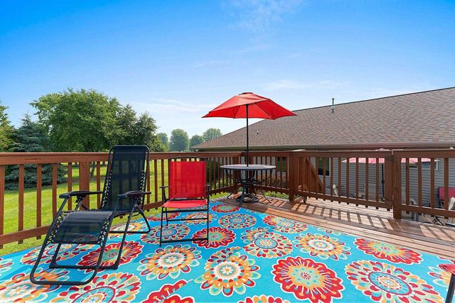 2514 SERENE COURT, De Pere, WI 54115