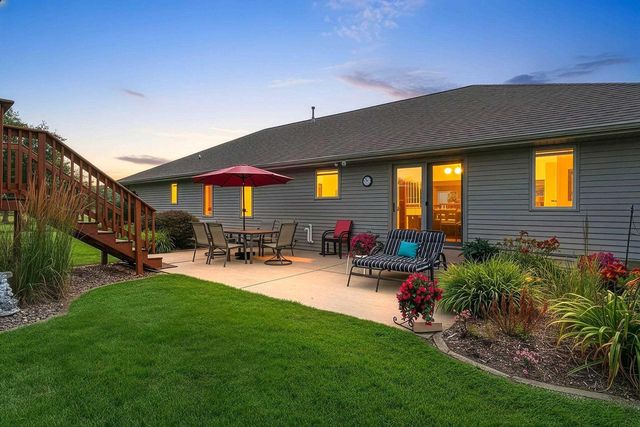 2514 SERENE COURT, De Pere, WI 54115