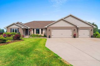 2514 SERENE COURT, De Pere, WI 54115