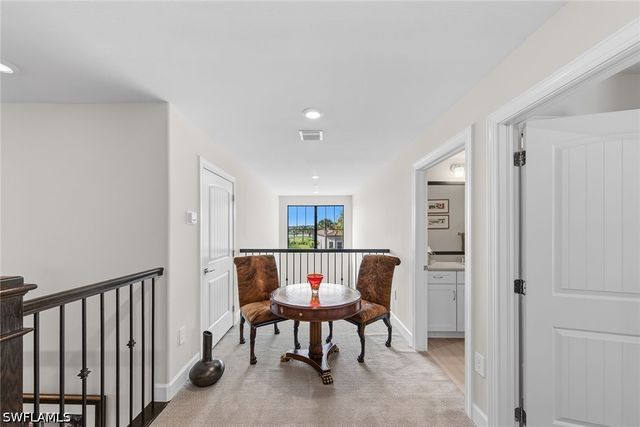 9607 Everglades DR, Naples, FL 34120