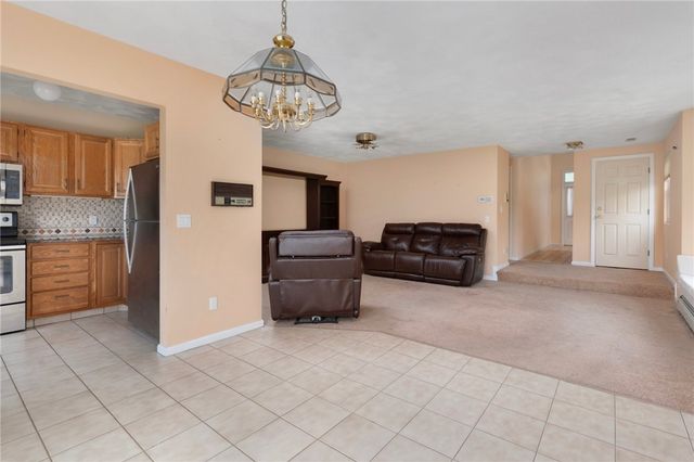 20 Pond Court A, North Providence, RI 02904