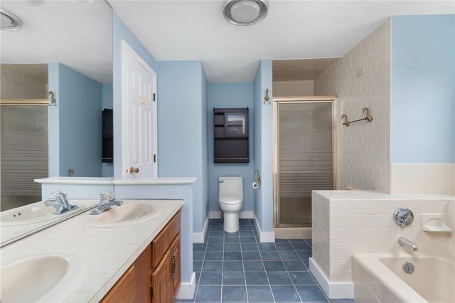 20 Pond Court A, North Providence, RI 02904