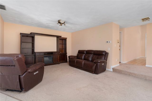 20 Pond Court A, North Providence, RI 02904