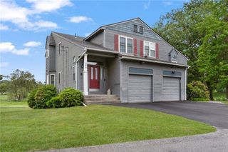 20 Pond Court A, North Providence, RI 02904