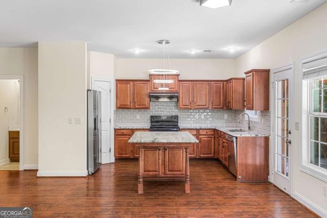 5711 Apple Grove Road, Buford, GA 30519