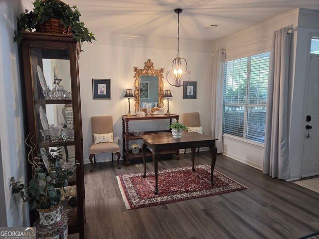 211 Edinburgh Court, Alpharetta, GA 30004