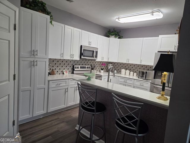 211 Edinburgh Court, Alpharetta, GA 30004