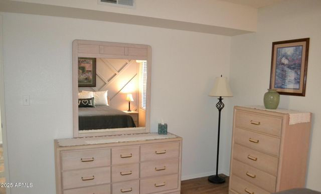 455 S DELAWARE Drive 179, Apache Junction, AZ 85120