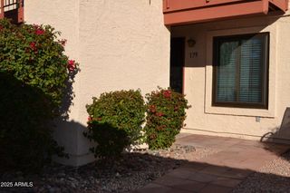 455 S DELAWARE Drive 179, Apache Junction, AZ 85120