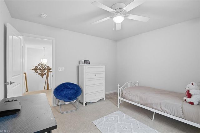 216 Mayberry CT, Newport News, VA 23601