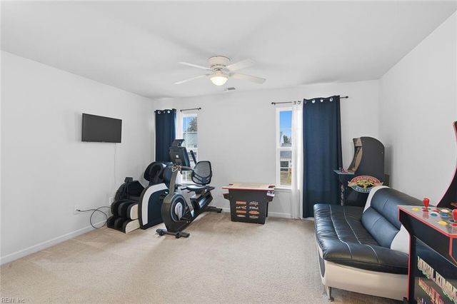 216 Mayberry CT, Newport News, VA 23601