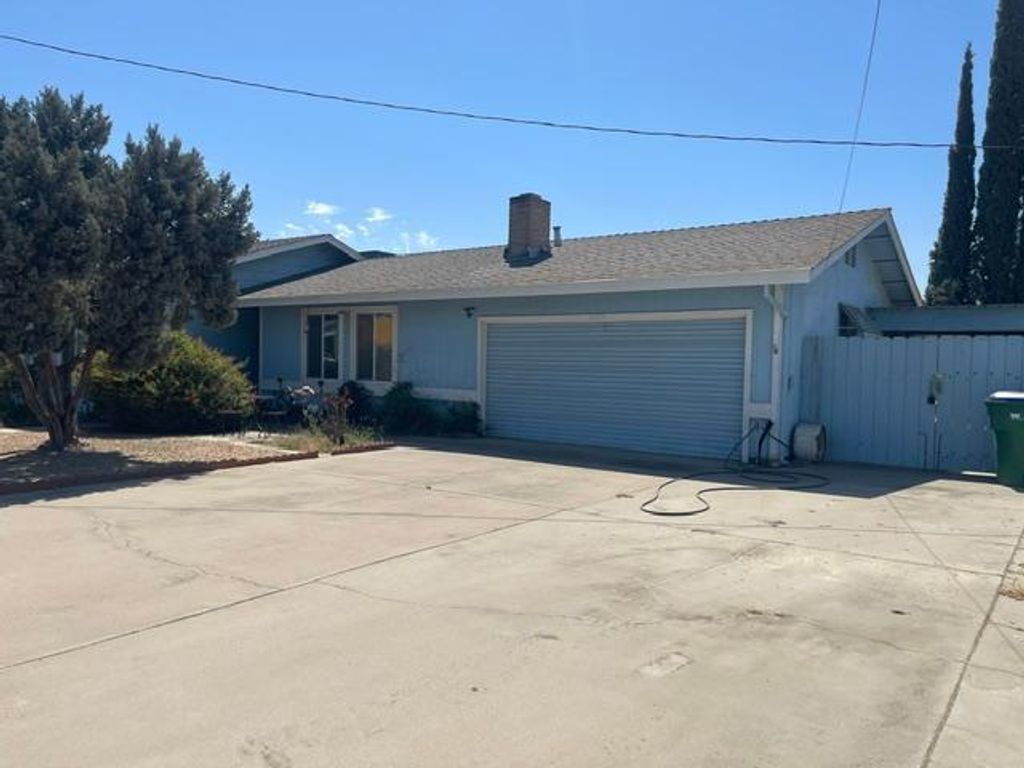 Image 3 of property listing at 20055 Geer Avenue, Hilmar, CA 95324