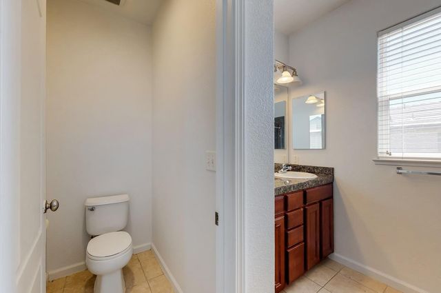 17 Outer Banks Pl, Sacramento, CA 95835