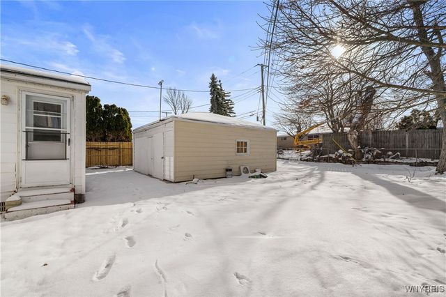 1271 Cleveland Drive, Cheektowaga, NY 14225