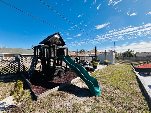 1464 HOWLAND BOULEVARD, Deltona, FL 32738