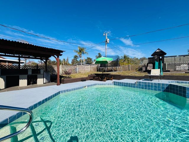 1464 HOWLAND BOULEVARD, Deltona, FL 32738