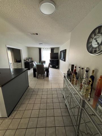 1464 HOWLAND BOULEVARD, Deltona, FL 32738