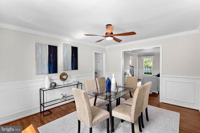 46415 HAMPSHIRE STATION DR, Sterling, VA 20165