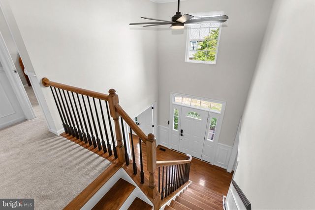 46415 HAMPSHIRE STATION DR, Sterling, VA 20165