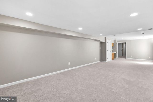 46415 HAMPSHIRE STATION DR, Sterling, VA 20165