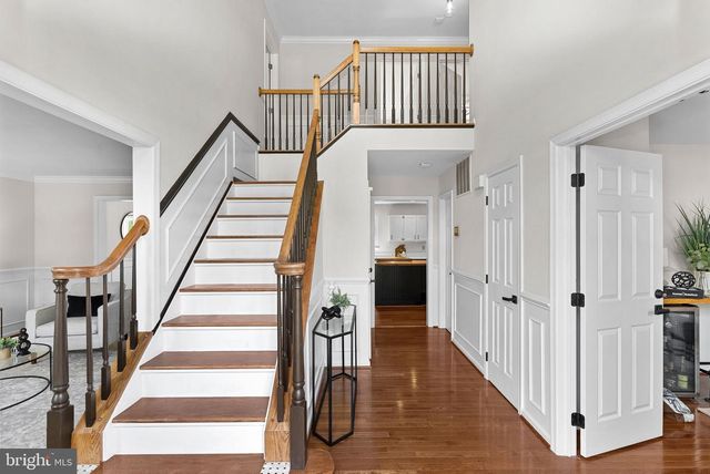 46415 HAMPSHIRE STATION DR, Sterling, VA 20165