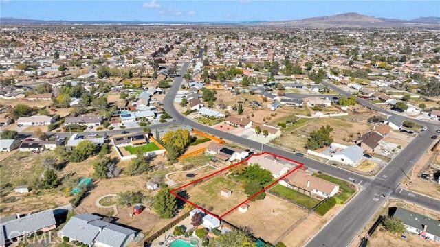12718 Triple Tree Terrace, Victorville, CA 92392