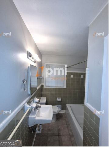 650 Jefferson Avenue, Fayetteville, GA 30214