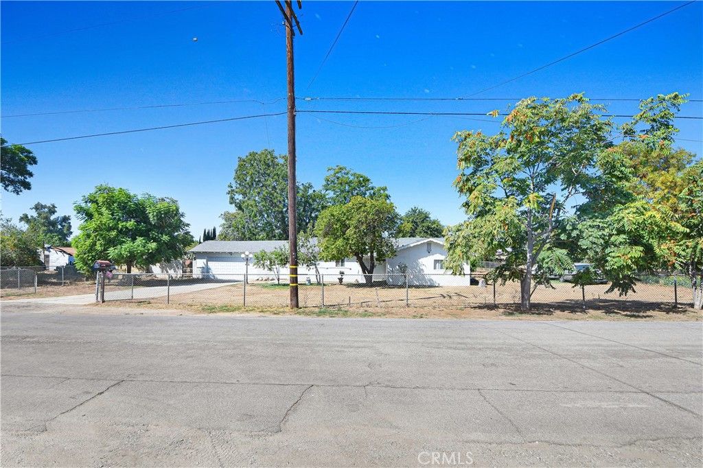 6523 Lorena, Jurupa Valley, CA 91752 — exterior