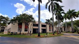 20025 NE 3rd Ct 1, Miami, FL 33179