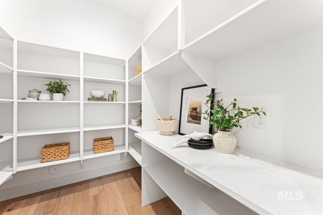 13424 N Spring Creek Way, Boise, ID 83714