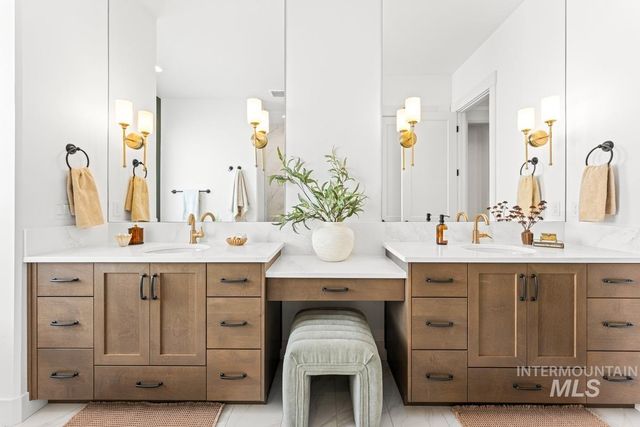 13424 N Spring Creek Way, Boise, ID 83714