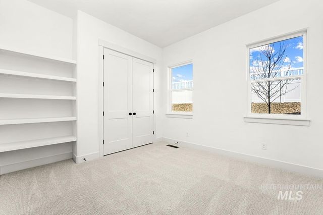 13424 N Spring Creek Way, Boise, ID 83714