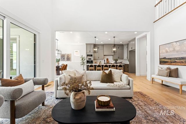 13424 N Spring Creek Way, Boise, ID 83714