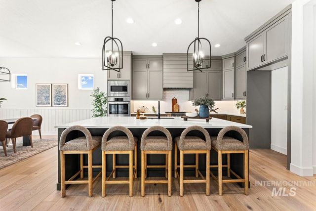 13424 N Spring Creek Way, Boise, ID 83714