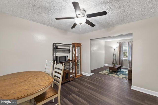 298 DIAMOND ST, Pottstown, PA 19464