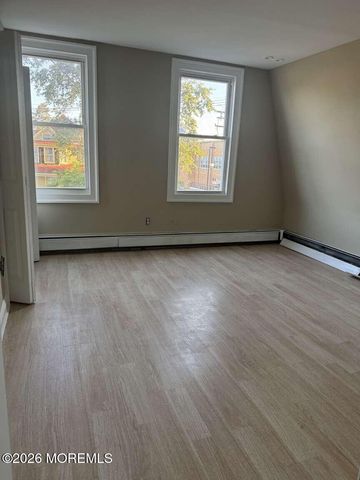 45 Peters Place, Red Bank, NJ 07701
