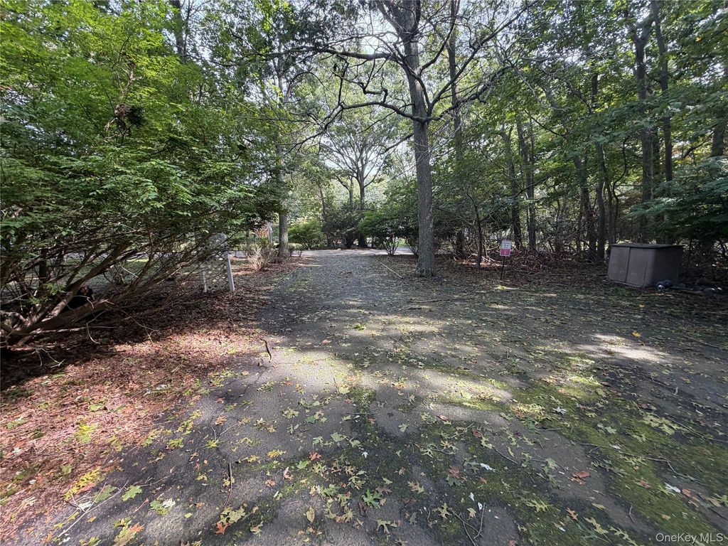 80 Woodacres Road, Patchogue, NY 11772 — photo 3