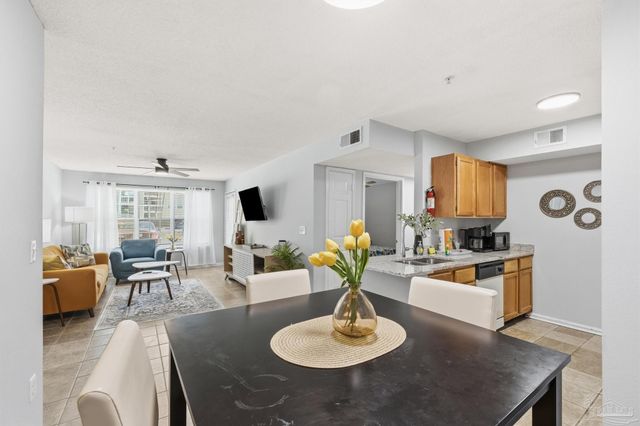 4090 Dancing Cloud Ct 241, Destin, FL 32541