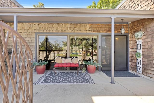 16451 Barton Lane, Bakersfield, CA 93314