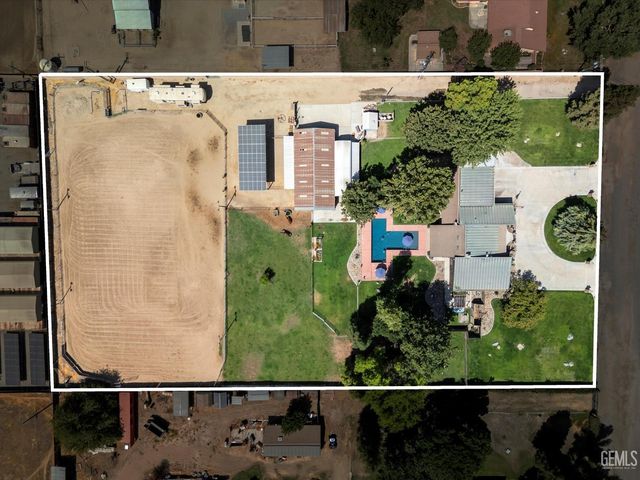 16451 Barton Lane, Bakersfield, CA 93314