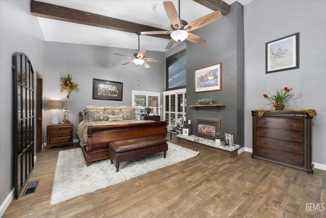 16451 Barton Lane, Bakersfield, CA 93314