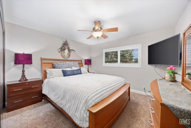 16451 Barton Lane, Bakersfield, CA 93314