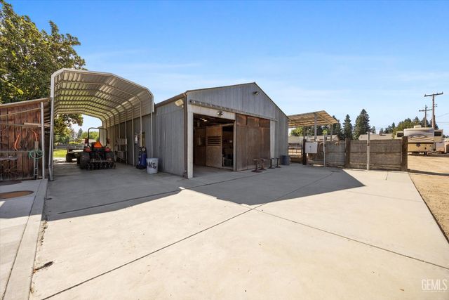 16451 Barton Lane, Bakersfield, CA 93314