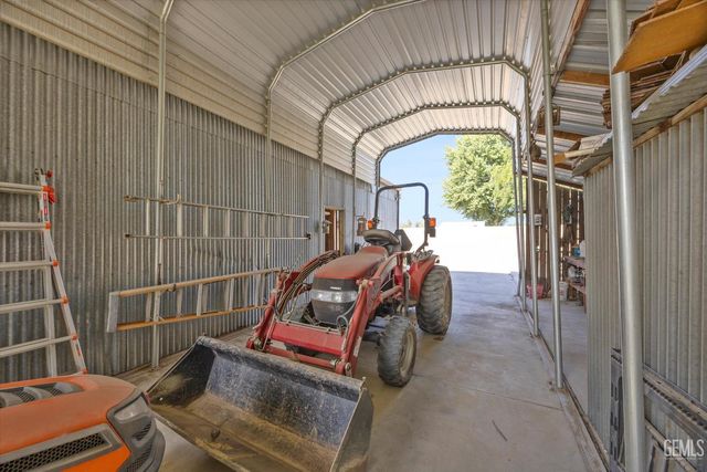 16451 Barton Lane, Bakersfield, CA 93314