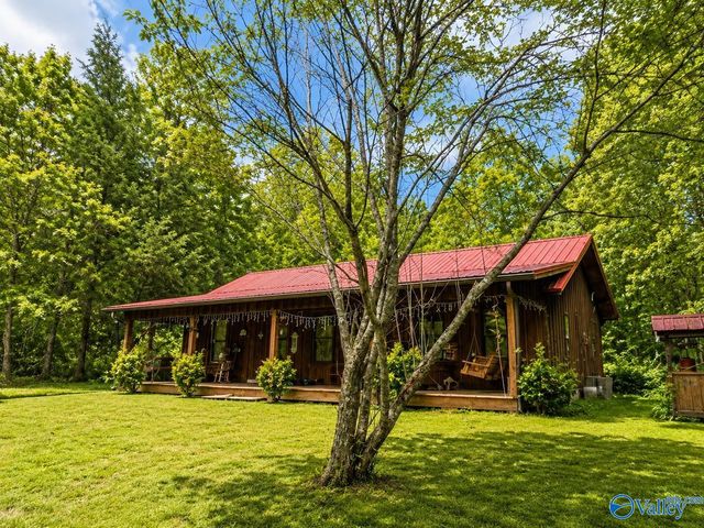 113 North Drive, Somerville, AL 35670