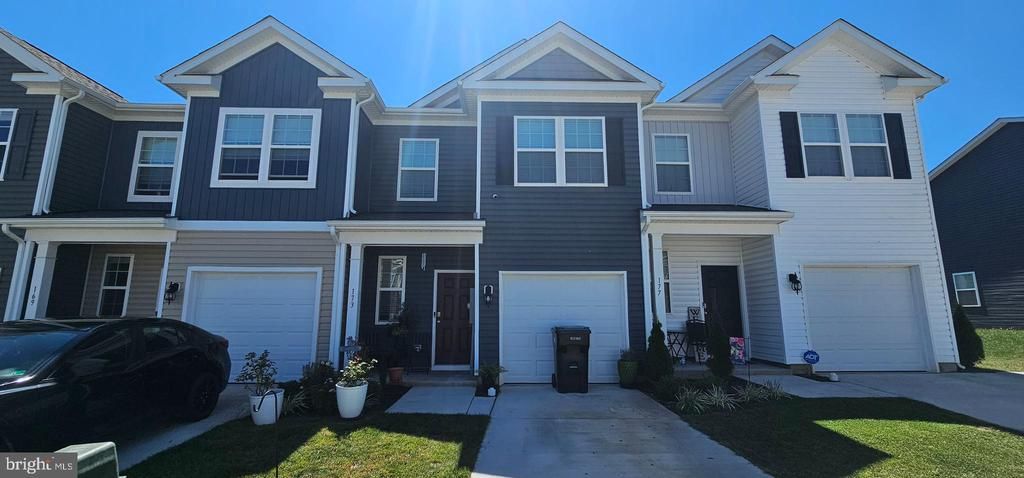 173 BAKER DR, Luray, VA 22835